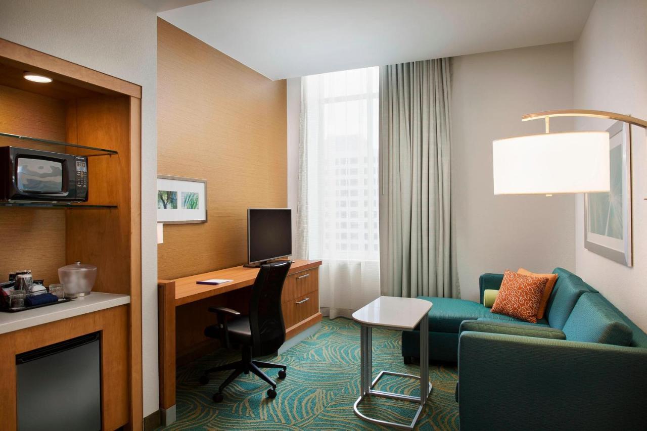 สปริงฮิลล์ สวีท ฮุสตัน ดาวน์ทาวน์/คอนเวนชัน เซ็นเตอร์ Hotel ฮูสตัน ภายนอก รูปภาพ